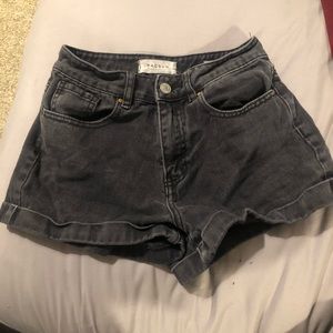 Black mom shorts pacsun